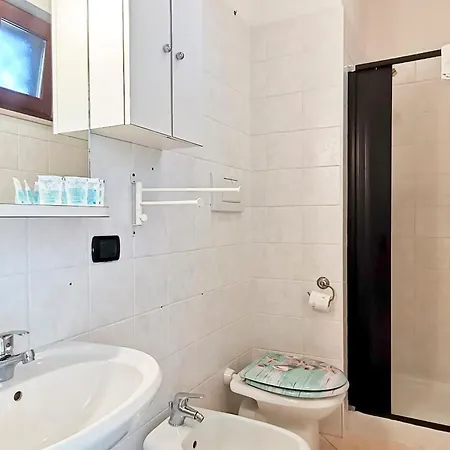 Lo Scoglio * باري