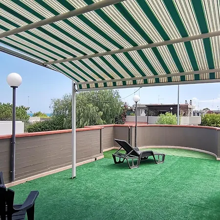 Lo Scoglio Apartman *