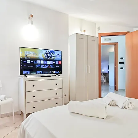 Lo Scoglio * باري