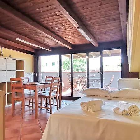 Apartman Lo Scoglio *